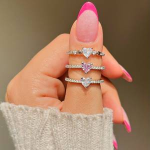 Anillo de Compromiso y Boda para Mujer, Estilo Moderno, Incrustaciones de Circonio, Latón, Anillos de Moda Coreanos, Chapado en Rodio, para Aniversario o Fiesta - Product Image 2