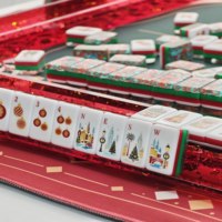 En stock : Ensemble de Mahjong de Noël avec motif bougie, couronne et casse-noisette pour soirée de jeu en famille, collection