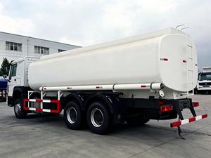 Camión Cisterna para Productos Peligrosos, Cumple con las Normas para Productos Químicos Peligrosos, 15m³-28m³, Camión de Reabastecimiento de Combustible para Aeropuertos, Vehículo Especial Totalmente Automático - Product Image 6