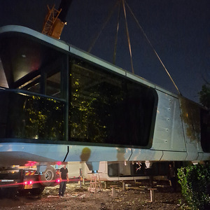 Pequeña Casa Modular Multifuncional Móvil Tipo Cápsula Espacial para Alojamiento, Comedor y Sala de Conferencias en Complejos Turísticos - Product Image 4