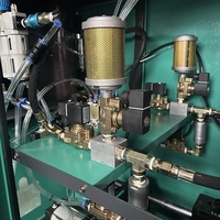 Machine de soufflage de bouteilles d'eau minérale entièrement automatique, haute précision, pour la fabrication de bouteilles PET à paroi mince pour eau purifiée