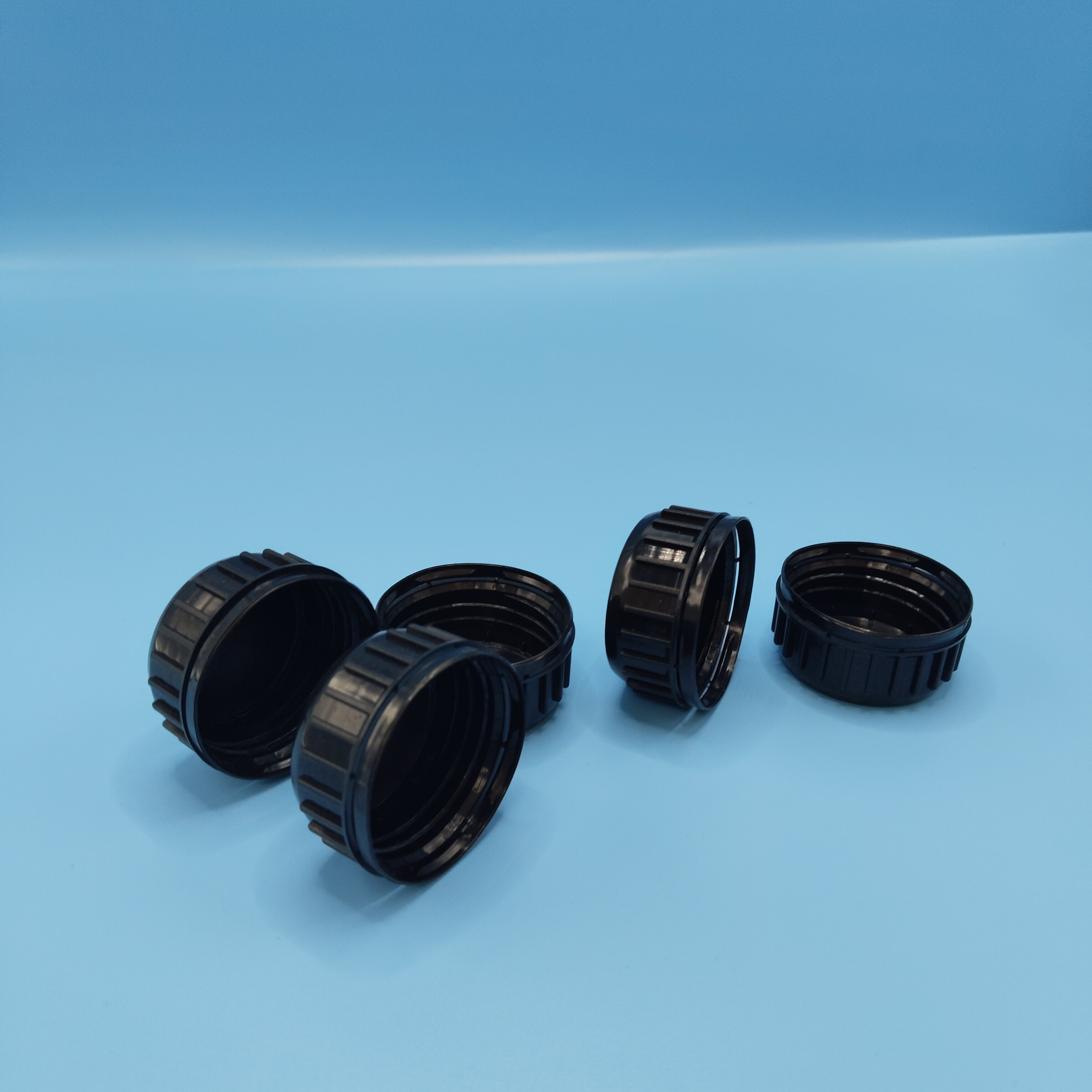 Premium Custom Plastic Bottle Caps and Lids for Beverage Containers Professional Manufacture Promotion Price Premium Closures