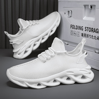 Baskets de course sportives pour hommes à lacets, respirantes et confortables, légères, avec empeigne en maille épaisse, semelle massante douce, tendance mode printemps-été