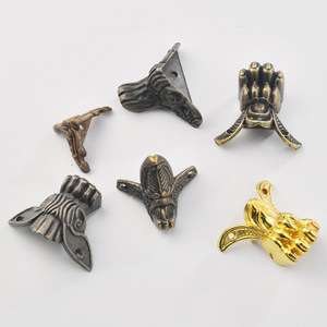 Antique-style New Chinese Zinc Alloy Decorative Feet for Wooden Box Base in Gold Bronze Silver - Product Image 3