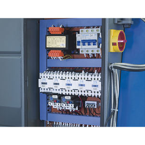 Torno paralelo Fervi T070/400VI3A con inversor y pantalla 400V 2,2 kW - Product Image 6