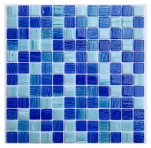 Piscina de mosaico de vidrio de color azul Azulejo de mosaico de vidrio de cristal azul
