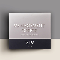 Plaques de porte personnalisées pour bureaux, avec logo d'entreprise, en acrylique, impression UV, design moderne, ADA Braille, pour bâtiments, à ouverture poussoir ou coulissante, transparentes