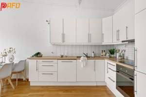 Gabinetes de Cocina Clásicos Modernos de Madera Maciza, Diseño Modular Inteligente, Estructura de MDF, Panel de Puerta Tratado con Laca, Laminado - Product Image 4