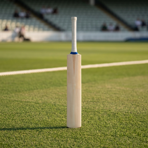 Vente en gros de batte de cricket de haute qualité 100% bois légère, épaisseur 38 mm, avec balle de tennis, balle dure, taille et emballage personnalisables - Product Image 3