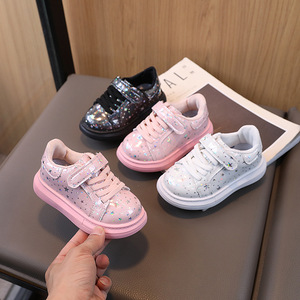 Chaussures décontractées à motif étoile tendance pour enfants, baskets brillantes pour garçons et filles, en promotion - Product Image 2