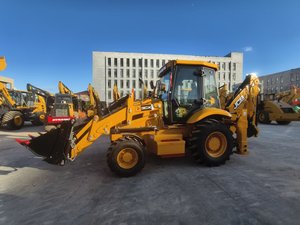 Chargeuse sur pneus JCB 3CX 8,1 tonnes, norme industrielle, nouvelle, avec godet 4-en-1, attache rapide, cabine climatisée, 0 heure, garantie usine, certifiée CE EPA - Product Image 2