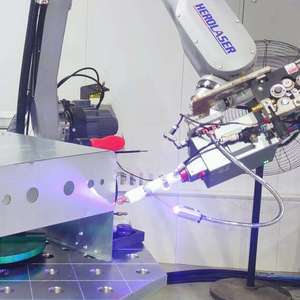 Machine de soudage laser automatique Herolaser 3000W, état neuf, équipée d'un bras robotisé ABB - Product Image 3