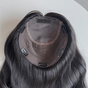 Listo para Enviar: Topper de Cabello Humano de Seda China de Color Natural, Doble Trama, 9x9 Pulgadas, Alta Densidad para Mujeres con Pérdida de Cabello - Product Image 3