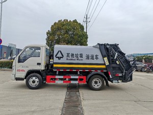 Camión de Basura Compactador Futian de 5 Metros Cúbicos con Carga Trasera - Vehículo de Recolección y Transporte de Basura - Product Image 3