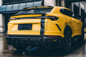 ชุดแต่งคาร์บอนไฟเบอร์สไตล์ MSY สำหรับ Lamborghini Urus รุ่นใหม่ พร้อมลิ้นหน้า สเกิร์ตข้าง ดิฟฟิวเซอร์ สปอยเลอร์ ซุ้มล้อ และฝากระโปรง - Product Image 5