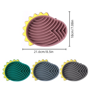 Comedero para Perros de Silicona Personalizado 2024, Libre de BPA, con Ventosas, Ecológico, Antideslizante, de Alimentación Lenta, para Perros y Gatos - Product Image 6