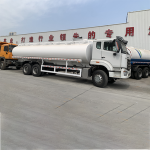 Camion-citerne Sinotruk Howo NX 400ch 6x4 Euro2/3 HW76 LHD de 20m³ de capacité pour le <span class=keywords><strong>transport</strong></span> de carburant – Approvisionnement direct usine - Product Image 4