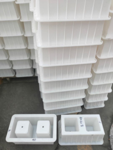 Moule en plastique PVC <span class=keywords><strong>pour</strong></span> la fabrication de briques creuses <span class=keywords><strong>pour</strong></span> les murs - Product Image 4