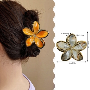 Nouvelle pince à cheveux style Ins en plumeria, finition électroplaquée, indispensable pour les vacances d'été et le quotidien, parfaite pour la plage. - Product Image 6