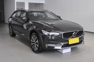<span class=keywords><strong>Volvo</strong></span> <span class=keywords><strong>V90</strong></span> <span class=keywords><strong>Cross</strong></span> <span class=keywords><strong>Country</strong></span> <span class=keywords><strong>2022</strong></span> B5 AWD Inscription Edition essence, véhicule familial d'occasion à vendre à l'exportation - Product Image 2