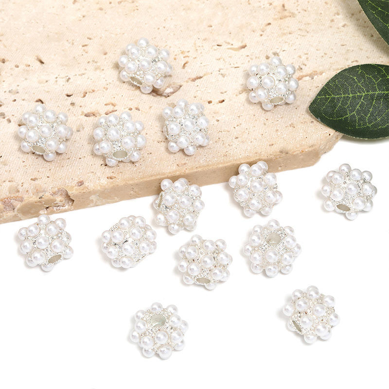 ลูกบอลเพชรมุกเทียมสีขาวเงิน