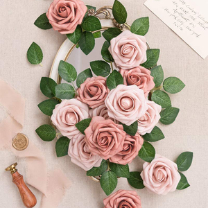 Flores Artificiales Combinadas en Tonos Cálidos Taupe <span class=keywords><strong>y</strong></span> Nude, 25 Piezas <span class=keywords><strong>de</strong></span> Rosas Realistas con Tallo para Centros <span class=keywords><strong>de</strong></span> Mesa <span class=keywords><strong>de</strong></span> Boda <span class=keywords><strong>y</strong></span> Decoración <span class=keywords><strong>de</strong></span> Mesa - Product Image 2