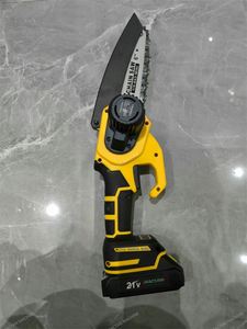 Mini Motosierra Eléctrica Portátil de Litio de 6 Pulgadas, 21V, Recargable, Inalámbrica, para Podar Árboles y Cortar Madera - Product Image 2