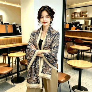 Sciarpa Quadrata in Stile Etnico Retrò, Versatile e alla Moda, Simil-Cashmere, Doppio Uso, Scaldacollo, Protezione Solare, per Donne Musulmane - Product Image 1