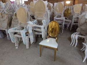 <span class=keywords><strong>Chaise</strong></span> de salle à manger ovale dorée de luxe - Cadre en acier inoxydable brillant avec siège en similicuir blanc pour hôtel/restaurant - Product Image 5