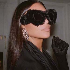 Gafas de Sol de Moda Hechas a Mano, Estilo Punk, de Felpa Suave, con Diseño de Ojo de Gato, Extra Grandes, para Mujer - Product Image 2