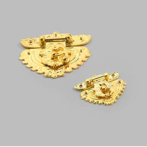 Chinese-style Wooden <b>Box</b> Lock <b>Heart</b>-<b>Shaped</b> Decorative Buckle Fastener Zinc Alloy Key Operated Bedroom Use - Product Image 1