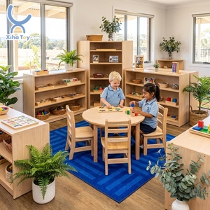 Mobili in Legno Montessori per Aula Prescolare, Set Tavolo e Sedie per Asilo Nido e Arredamento per Centro di Apprendimento Precoce - Product Image 1
