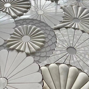 <span class=keywords><strong>Mosaico</strong></span> in Marmo Bianco di Carrara di Lusso con Conchiglie Miste per Decorazione Murale, Realizzato con Tecnologia Water Jet - Product Image 1