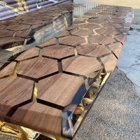 Table à manger de luxe en bois de noyer et résine époxy, faite à la main, personnalisée, avec motif nid d'abeille hexagonal massif, pour maison, villa et salle à manger