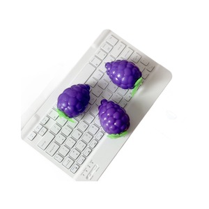 Juguete Antiestrés Realista en Forma de Uva Morada, Suave, para Aliviar el Estrés, Decoración de Escritorio, Exhibición, TRP/TPR - Product Image 5