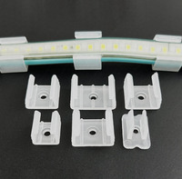 Clip de fixation transparent pour bande LED, clips de montage en plastique pour bande LED pour éclairage intérieur et extérieur, installation sécurisée de la bande lumineuse