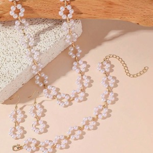 Set perhiasan mutiara mewah: kalung, gelang & anting-anting Trio untuk wanita-elegan minimalis - Product Image 2