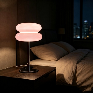 Luminária de Mesa Decorativa Rosa Premium, Luz Estética Fofa para Quarto de Meninas, Acento de Interior para Casa e Hotel - Product Image 4