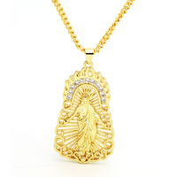 Venditore caldo di lusso vergine maria ciondolo religioso alla moda CZ in metallo ovale forma quadrata gioielli che fanno accessori zircone