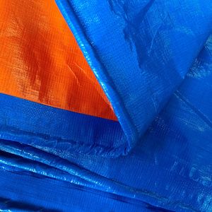 Rouleau de bâche en PE orange et <span class=keywords><strong>bleu</strong></span> personnalisé, feuilles de plastique en rouleau exportées sur le marché jordanien - Product Image 4