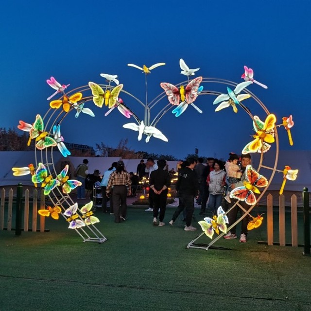 High Quality 3D Butterflies LED IP65 Rated Halloween & Christmas Landscape Lighting for Outdoor Decoration