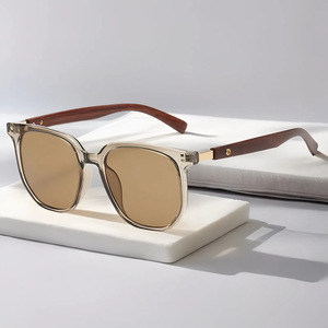 2026 Retro Luxury Square Sunglasses Uv400 Unisex Driving Shades Pc Frame Sunglasses Custom Logo - Product Image 3