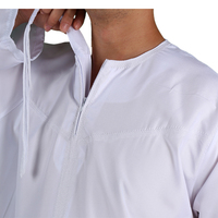 Qamis islamique traditionnel de couleur blanche à manches longues de style Oman 2 pièces avec pantalon Thobe