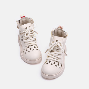 Stivaletti da <span class=keywords><strong>bambina</strong></span> Primavera 2026 Nuovi, in rete e PU, con suola in <span class=keywords><strong>gomma</strong></span>, sottili e traforati, alla moda - Product Image 2