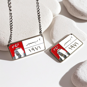 Colliers émail personnalisés pendentifs symboles saoudiens drapeau emblème <span class=keywords><strong>cheval</strong></span> SUV motifs désert alliage de zinc <span class=keywords><strong>voiture</strong></span> cintre décorations bijoux - Product Image 3