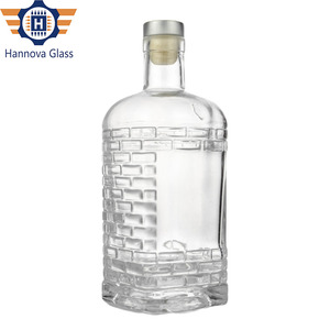 Botella <span class=keywords><strong>de</strong></span> vidrio tallada en <span class=keywords><strong>Agave</strong></span> <span class=keywords><strong>de</strong></span> forma única al por mayor, botella <span class=keywords><strong>de</strong></span> espíritu <span class=keywords><strong>de</strong></span> vidrio <span class=keywords><strong>de</strong></span> 750ml, botella <span class=keywords><strong>de</strong></span> vidrio <span class=keywords><strong>de</strong></span> fondo cuadrado con hombro deslizante con corcho - Product Image 6