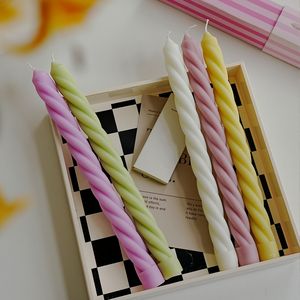 Velas Aromáticas Espiraladas Hechas a Mano al por Mayor, Velas Perfumadas de <span class=keywords><strong>Cera</strong></span> de Soja con Forma de Pilar Trenzado para Decoración del Hogar - Product Image 6