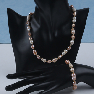 Bộ trang sức nữ làm thủ công bằng ngọc trai nước ngọt hình dạng bất quy tắc mạ vàng 18k - Product Image 3