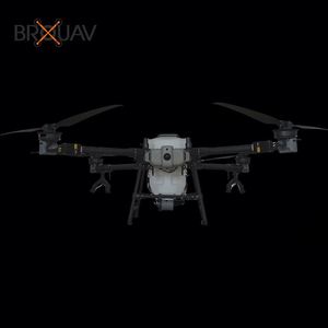 Drone pulvérisateur agricole, hélicoptère de pulvérisation de cultures, télécommande, alimentation par batterie, UAV commercial, application de pesticides - Product Image 4