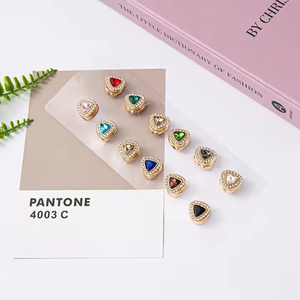 Vente chaude triangulaire verre fort magnétique foulard en soie boucle musulman broche accessoires bijoux en gros Hijab broches magnétiques - Product Image 4